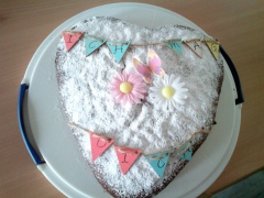 Eines der beiden Kuchenherzen