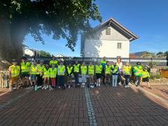 Die-Klasse-4a-vor-der-Fahrt-im-Realverkehr